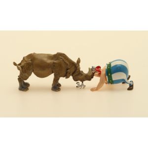 Figurine Astérix - Obélix nez à nez avec le rhinocéros Pixi