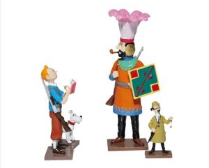 Figurine Tintin ; Tintin demande le permis de chasse à Haddock Figurine Tintin ; Tintin demande le permis de chasse à Haddock