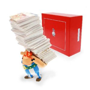 Figurine Obélix portant les livres