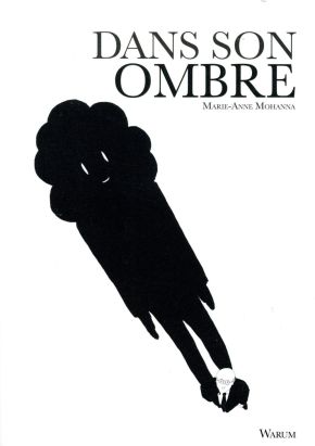 Dans son ombre