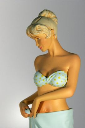 Figurine Lily