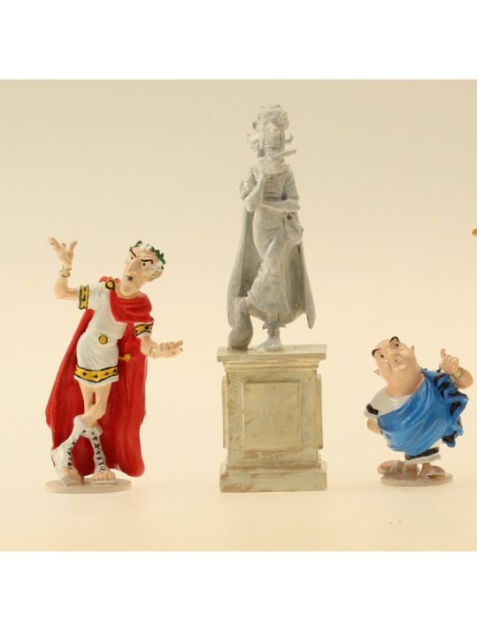 Figurine Astérix Tu peux descendre de ton socle, Zérozérosix ! - Pixi main product photo