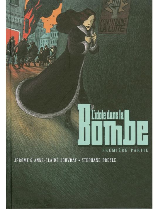 l'idole dans la bombe ; l'intégrale main product photo