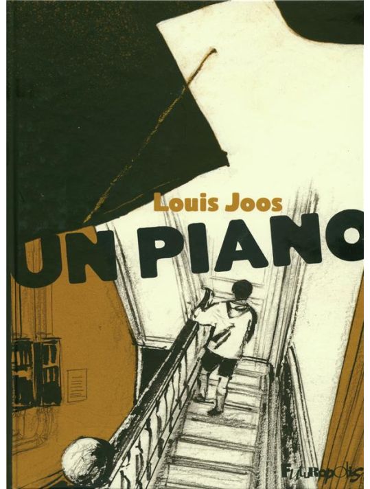 un piano main product photo