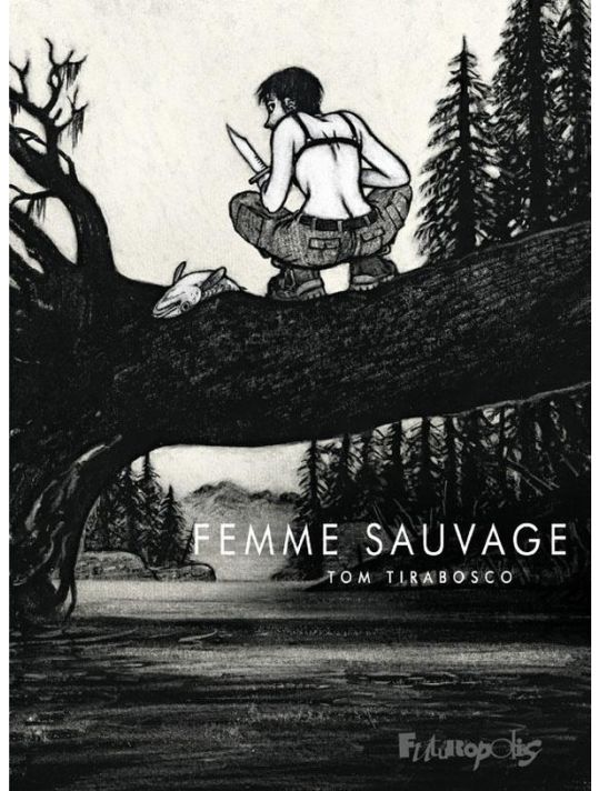 Femme sauvage main product photo