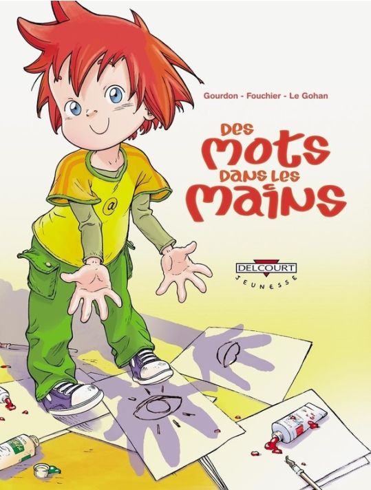 des mots dans les mains main product photo