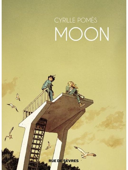 Moon main product photo