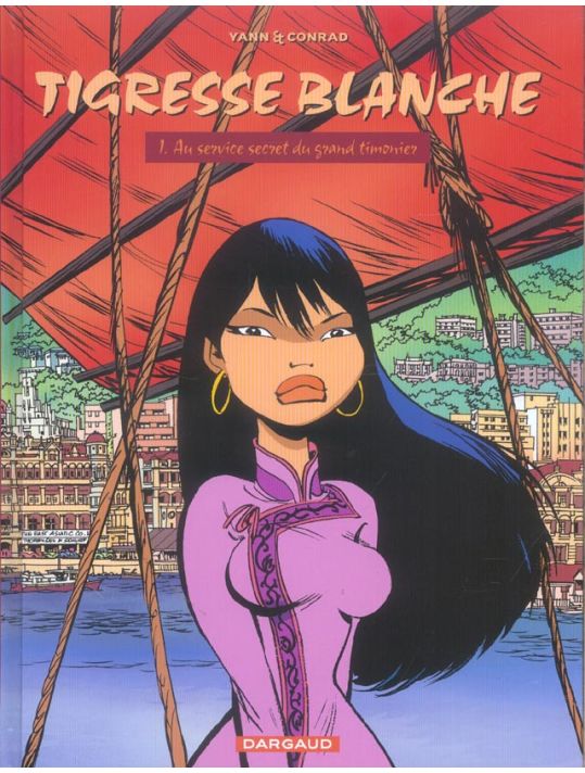 tigresse blanche tome 1 - au service secret du grand timonier main product photo