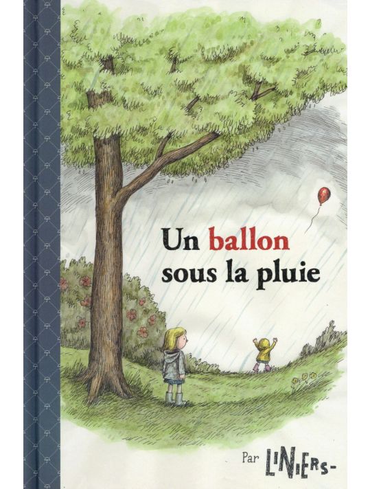 Un ballon sous la pluie main product photo