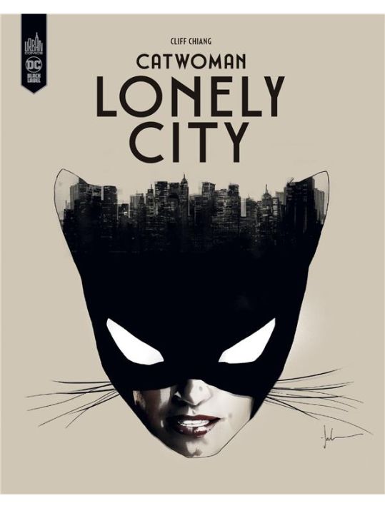 Catwoman lonely city main product photo