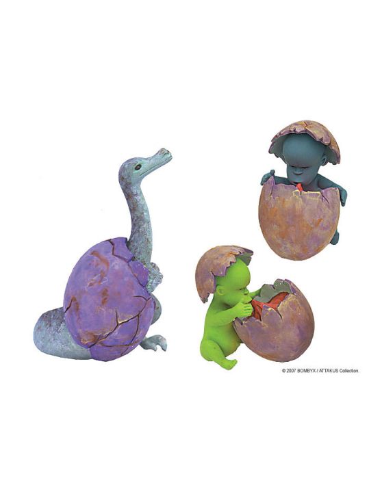 figurine ADIBOO avec son oeuf vert main product photo