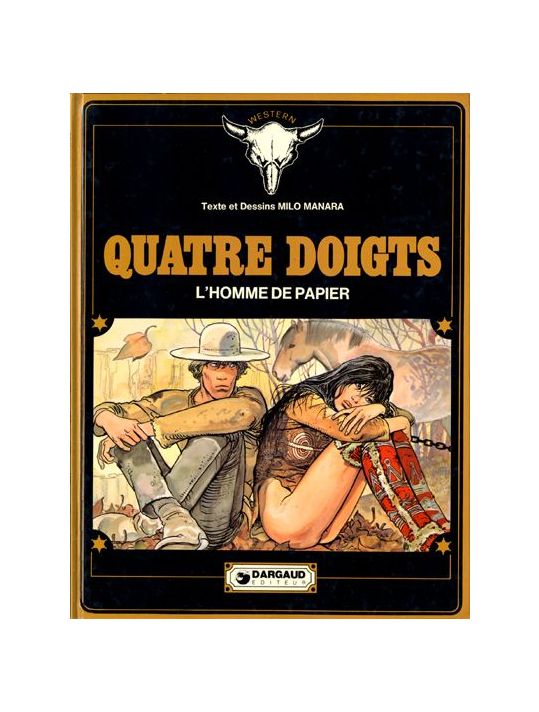 Quatre doigts, l'homme de papier main product photo