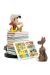 Figurine collection Plastoy Lucky Luke s'appuyant sur une pile d'albums