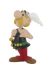 Figurine Astérix fier tenant ses bretelles
